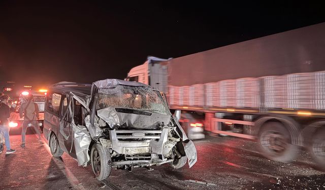 Komşuda kaza! Araç hurdaya döndü: 1 ağır yaralı