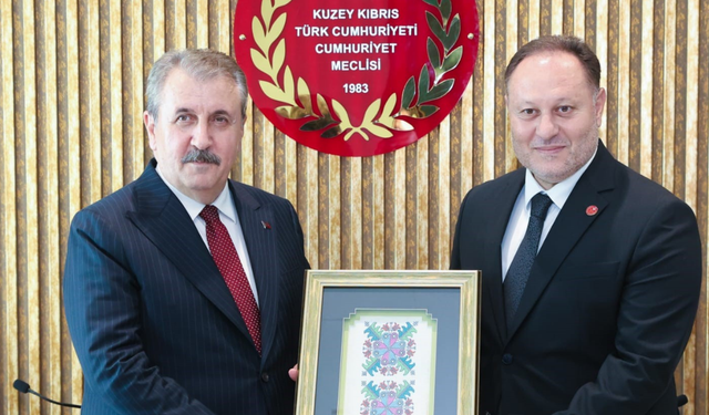 Başkan Destici, KKTC Cumhuriyet Meclisi Başkanı Öztürkler ile bir araya geldi