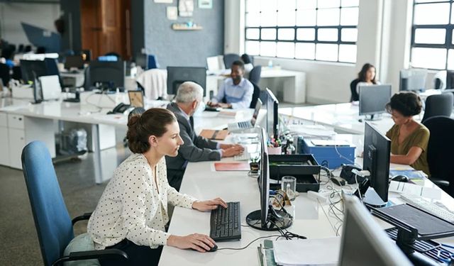 Bilgisayar başında çalışanlar dikkat! Kışın risk iki katına çıkıyor