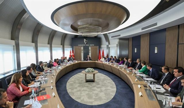 Son dakika: CHP Merkez Yönetim Kurulu olağanüstü toplanıyor