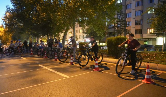 “Otomobilsiz Kent Günü” ilk kez Eskişehir’de kutlandı