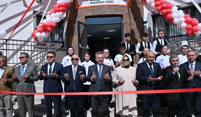 Eskişehir'de Ali Güven Turizm Meslek Lisesi'nin yeni binası açıldı