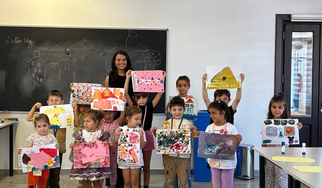 Eskişehir'de minikler Sanat Sokağı’nda buluştu