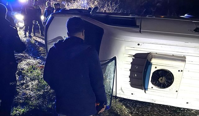 Komşuda polisten kaçan sürücü kaza yaptı: 80 bin lira ceza kesildi