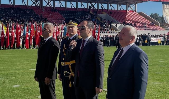 Komşuda 29 Ekim Cumhuriyet Bayramı coşkusu yaşandı