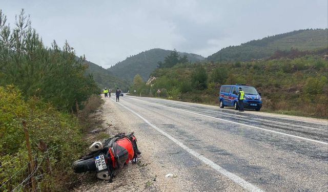 Komşuda kontrolden çıkan motosiklet devrildi