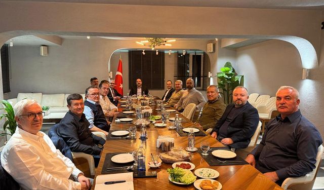 Başkan Hamamcı sanayi kuruluşlarının yöneticileriyle değerlendirme toplantısı gerçekleştirdi