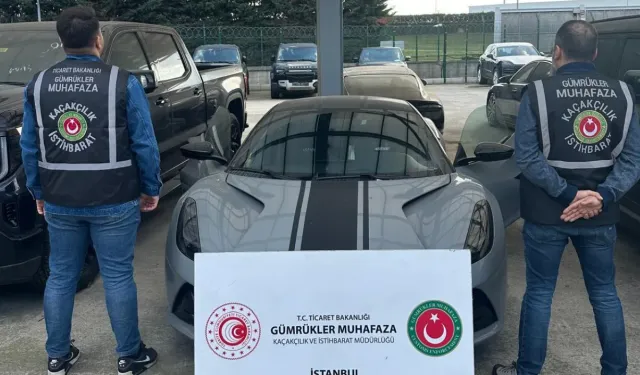 Gümrükte operasyon: 288 milyon liralık 10 lüks araca el konuldu