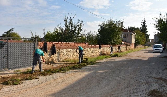 İnönü'de temizlik çalışmaları sürüyor