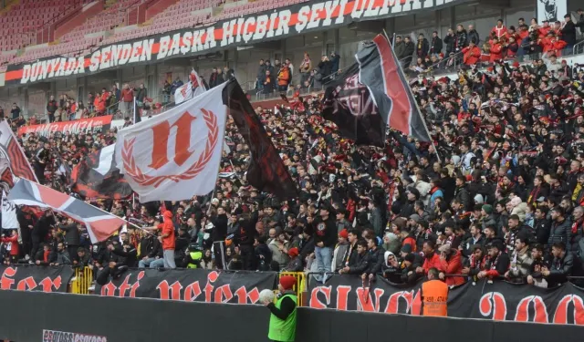 Eskişehirspor taraftarlarına komşudan bilet jesti