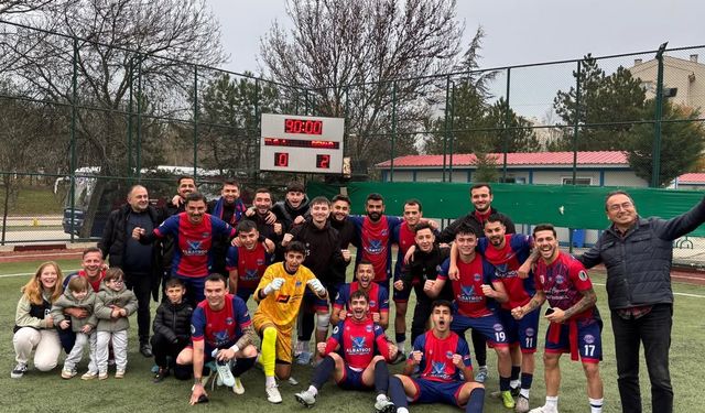 Kırka kaçıyor, Demirspor kovalıyor