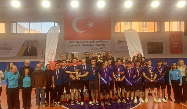 Eskişehir'de Okul Sporları Masa Tenisi müsabakaları tamamlandı