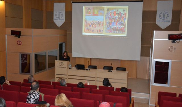 Eskişehir'deki söyleşide Lale Devri ve 1720 Şenlikleri konuşuldu