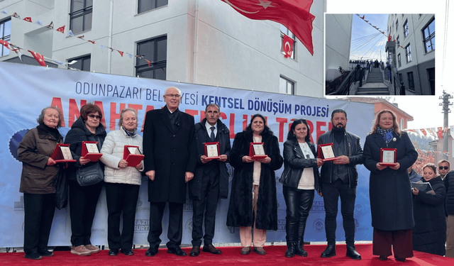 Karapınar’da tamamlanan Kentsel Dönüşüm Projesinin Anahtar Teslim Töreni gerçekleştirildi