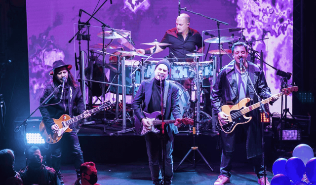 Türkiye'nin en popüler müzik grubu Mor ve Ötesi yeniden Eskişehir'e geliyor