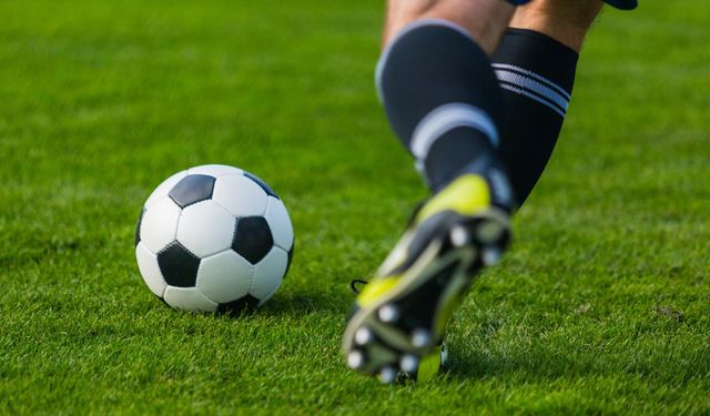 Sokak ortasında suikaste uğradı: Bir futbolcu daha hayatını kaybetti