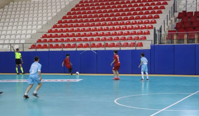 Okul Sporlarında rekabet sürüyor: Eskişehir'de Futsal Yıldız Erkek maçlarının tarihi belli oldu