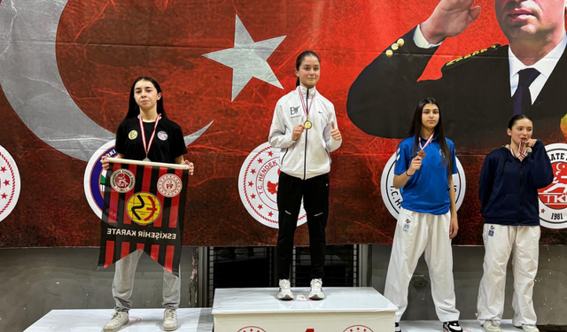Eskişehir'i temsil eden karatecilerden büyük başarı!
