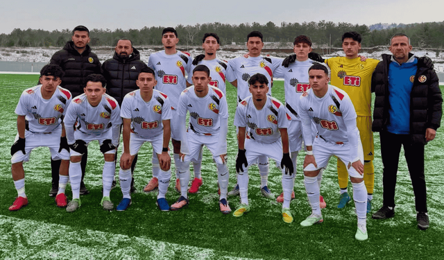Eskişehirspor gençleri kritik deplasmanda