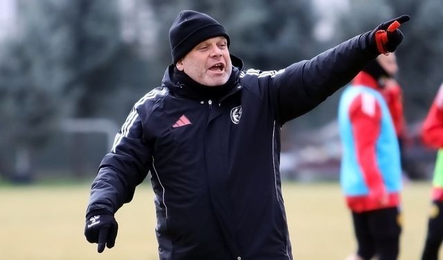 Teknik direktör Şapcı: "Bu galibiyet tüm Eskişehirsporlulara ve büyük camiamıza armağan olsun"