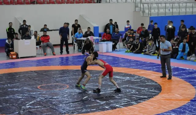 Eskişehir Okul Sporları'nda güreş heyecanı: İl birinciliği müsabakalarının tarihi açıklandı