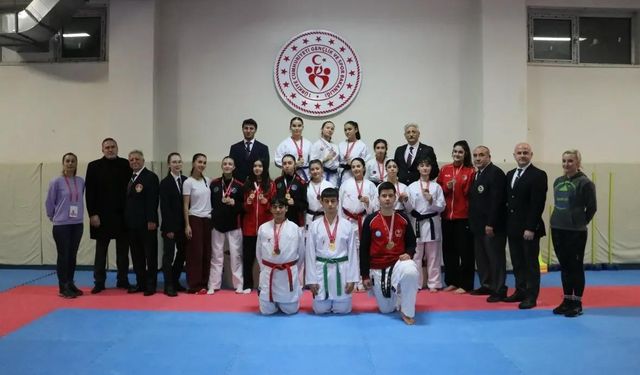 Eskişehir "Gençler Karate Takım İl Birinciliği Müsabakaları" tamamlandı