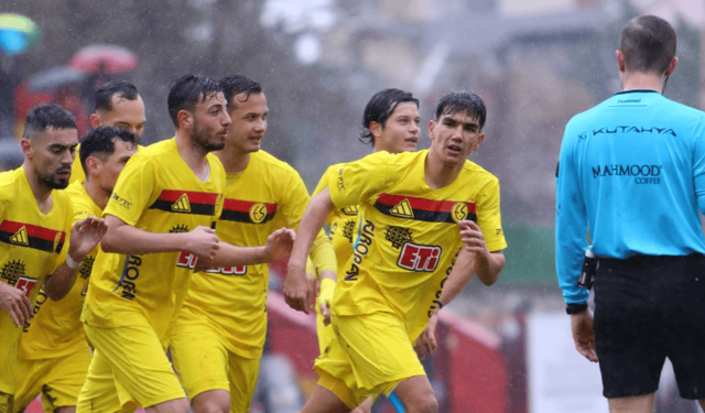 Şimşekler, Uşak deplasmanında 1 kez çaktı