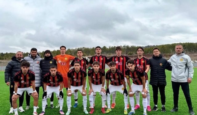 Eskişehirspor gençlerinden, Beyoğlu Çarşı keyfi!