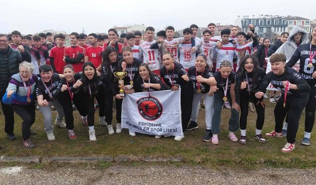 Eskişehir'de şampiyonlar belli oldu: Ragbi İl Birinciliği müsabakaları tamamlandı