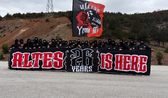 Altes Tribünü 26 yaşında