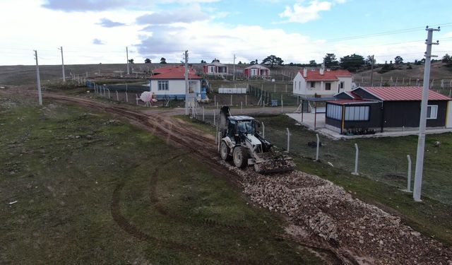 İnönü Belediyesi mahalle içi yolları yeniliyor