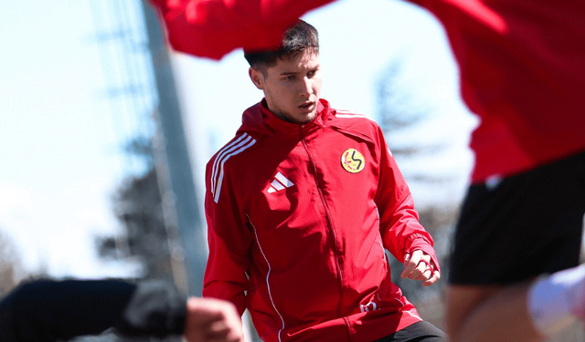 Kırmızı şimşekler, Bornova 1877 karşısında hazır!