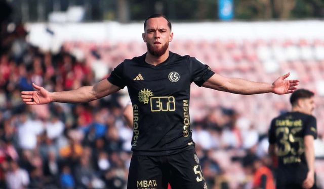 Jakop Aydemir Eskişehirspor'a veda etti