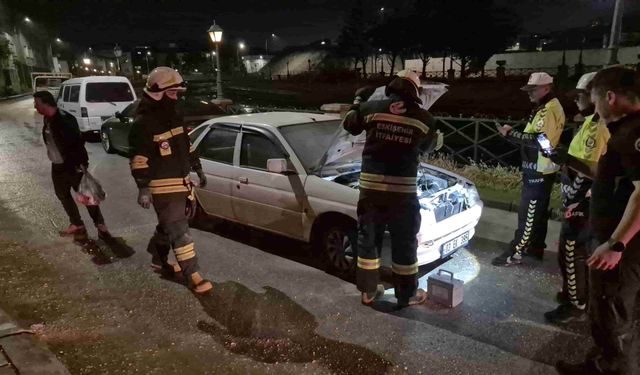 Alevler akaryakıt istasyonuna sıçramadan... Eskişehir'de korku dolu gece!