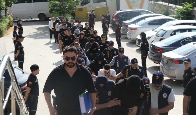 Eskişehir'de bahis operasyonunda yakalanan şüphelilerden 15'i tutuklandı