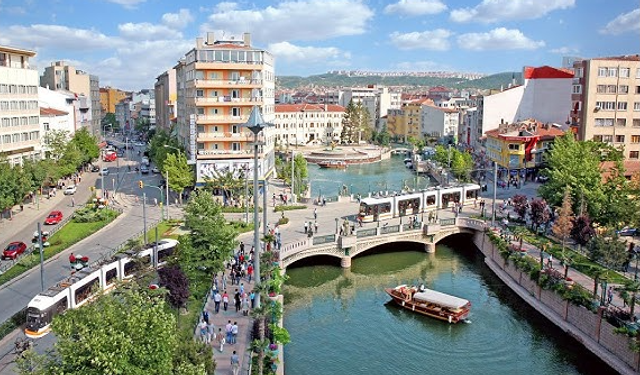 Eskişehir, Türkiye’nin en eğitimli ilk üç ilinden biri