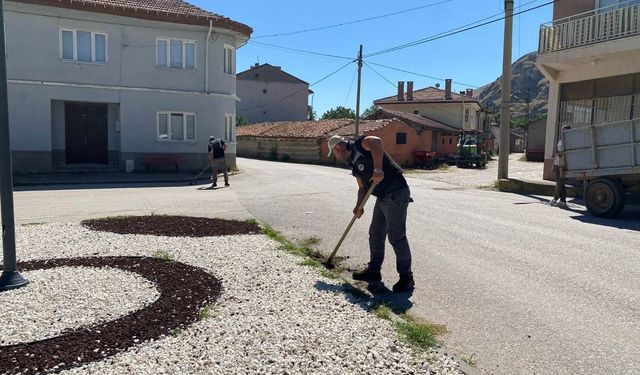 İnönü Belediyesi ilçenin dört bir yanında çalışmalarını sürdürüyor