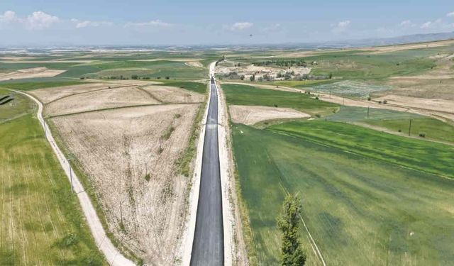 Eskişehir'de iki ili bağlayan yol için düğmeye basıldı