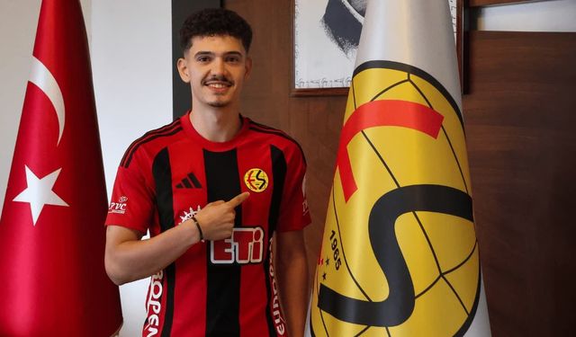 Eskişehirspor'da imzalar art arda geliyor: Eren Damar transferi duyuruldu