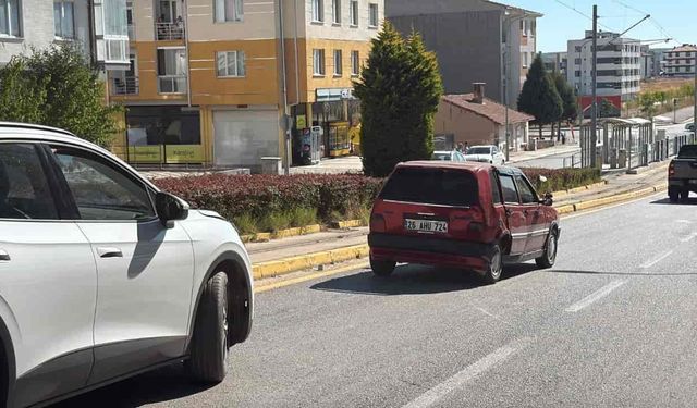 Eskişehir'de zincirleme kaza: Kazaya neden olan sürücü kaçtı