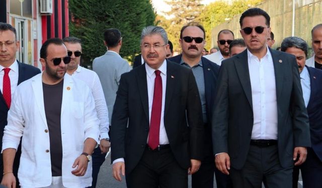 Eskişehirspor'a Vali Erdinç Yılmaz ve Nebi Hatipoğlu'ndan destek ziyareti
