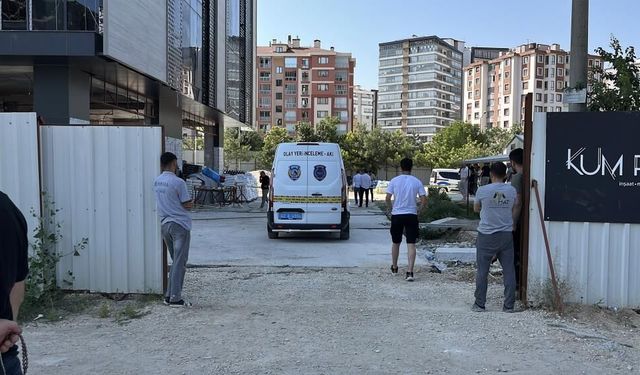 İnşaatın yedinci katından düşen usta hayatını kaybetti