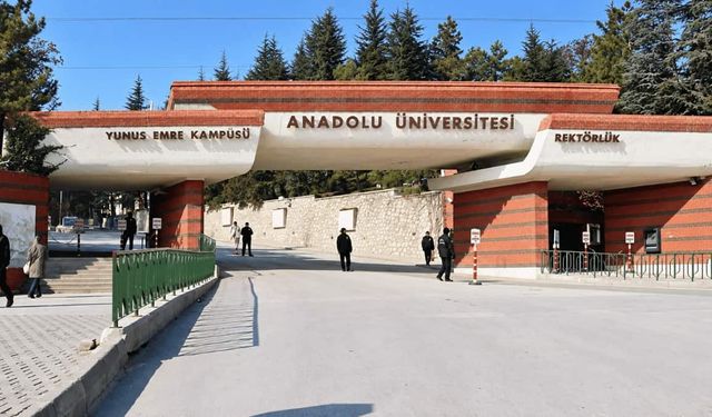 Anadolu Üniversitesi’nde öğrencileri kızdıran iddia: Odalar kapatılacak
