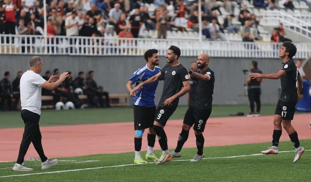 Eskişehir Anadolu, Ayvalıkgücü Belediyespor'u 3 golle mağlup etti