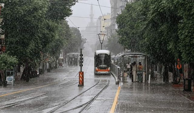 Eskişehir’de yarın gün boyu yağmur devam edecek