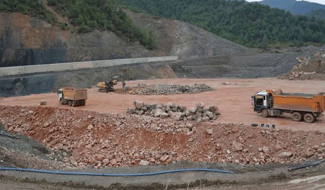 Mihalgazi'de gölet çalışmaları devam ediyor