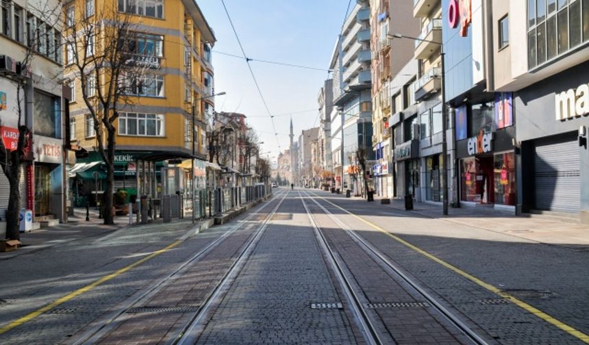 Sokağa çıkma kısıtlamasında Eskişehir’e sessizlik hâkim