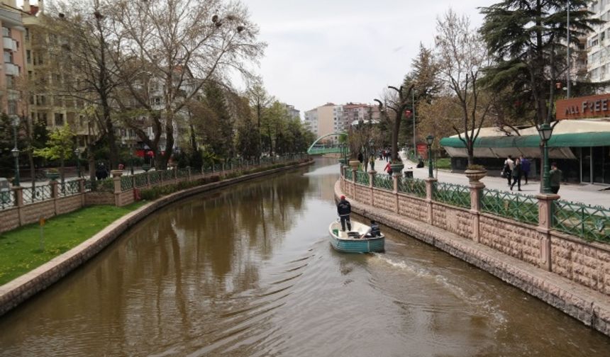 Eskişehir’de renkli bahar manzaraları