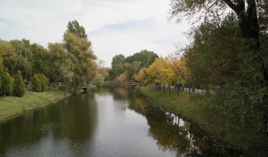 Eskişehir’de hayranlık uyandıran sonbahar manzaraları