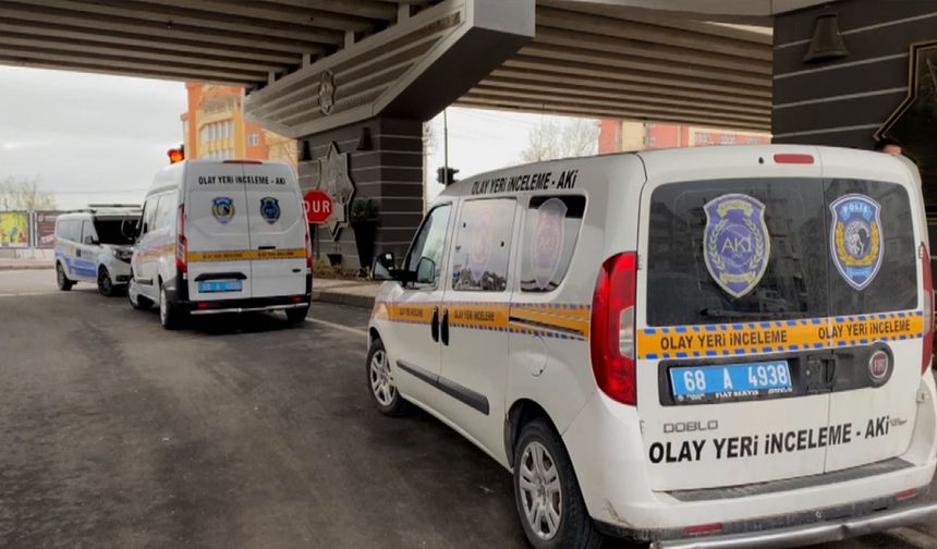 Öğrenciler arasında bıçaklı kavga: 1’i ağır 4 yaralı